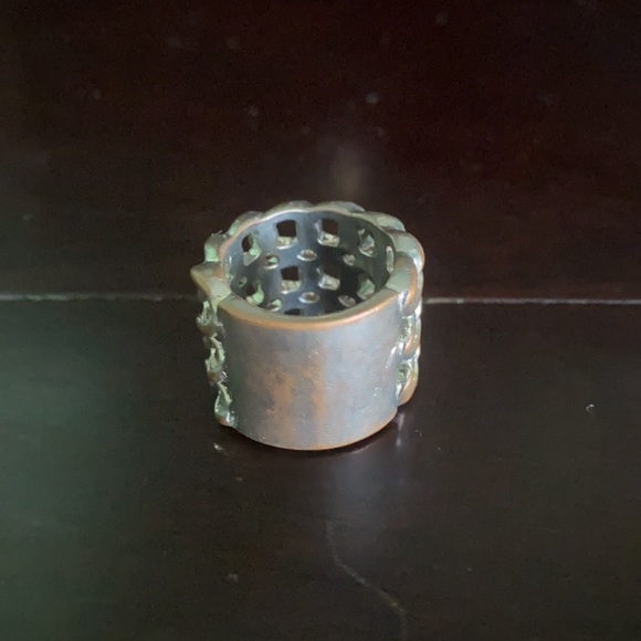 Ring - Picture 2 of 2